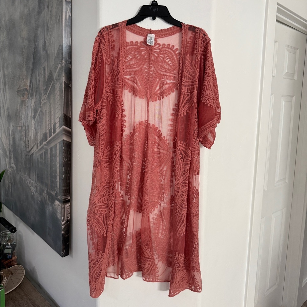 3/15$ Elegant Lace Kimono Cardigan in Coral